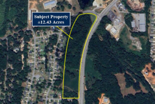 Carl Vinson Parkway , Warner Robins , GA 31088