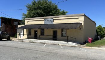 Hawkinsville, 60 Houston Street