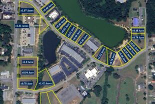 Davis Drive, Warner Robins, GA 31093