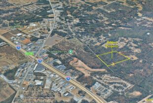 Tucker Drive, Byron, GA 31008