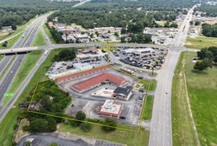 105 General Courtney Hodges Boulevard, Perry, GA 31069