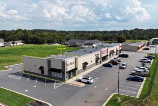 719 Highway 96, Bonaire, GA 31005