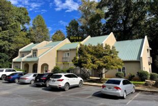 4149 Arkwright Road, Macon, GA 31210